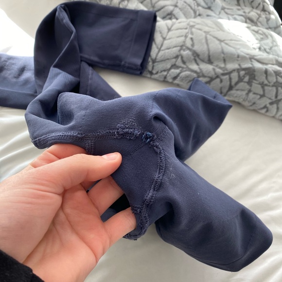 Highrise Lululemon legging - Picture 2 of 2